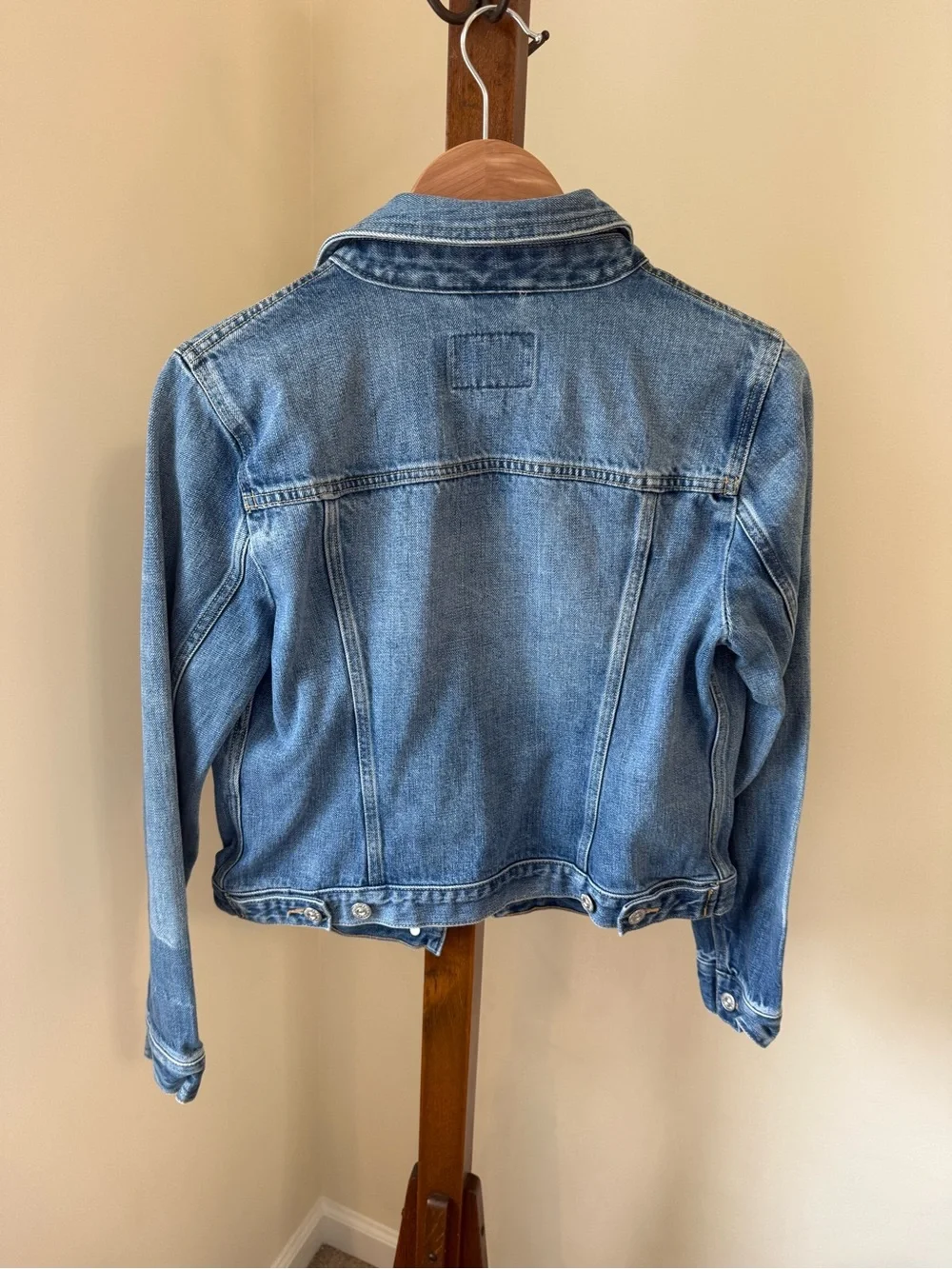 Banana Republic tailored trucker